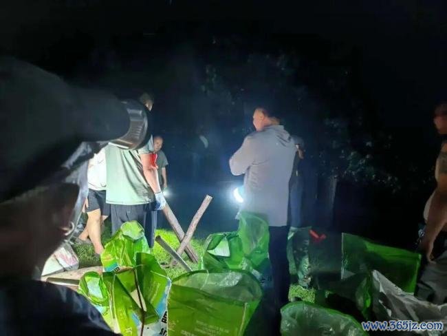 鞍山46岁副镇长倒在防汛一线 洪流见证赤诚